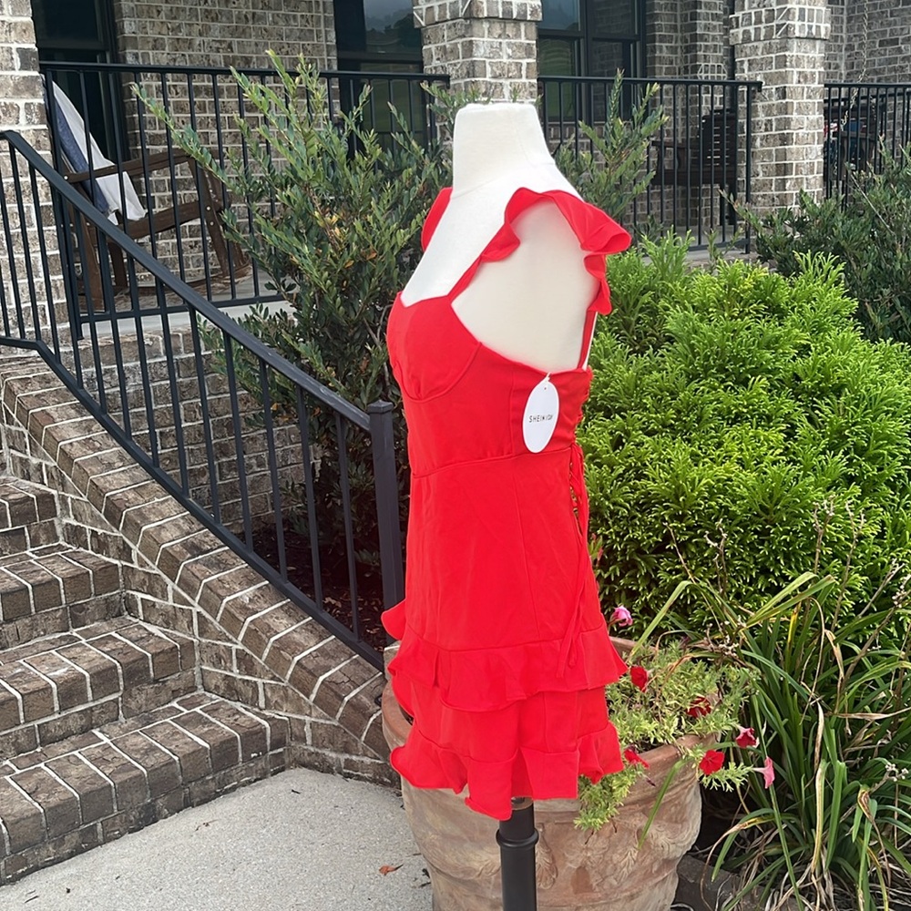 Red Flirty Flutter Sleeve Party Mini Dress New - Picture 6 of 13